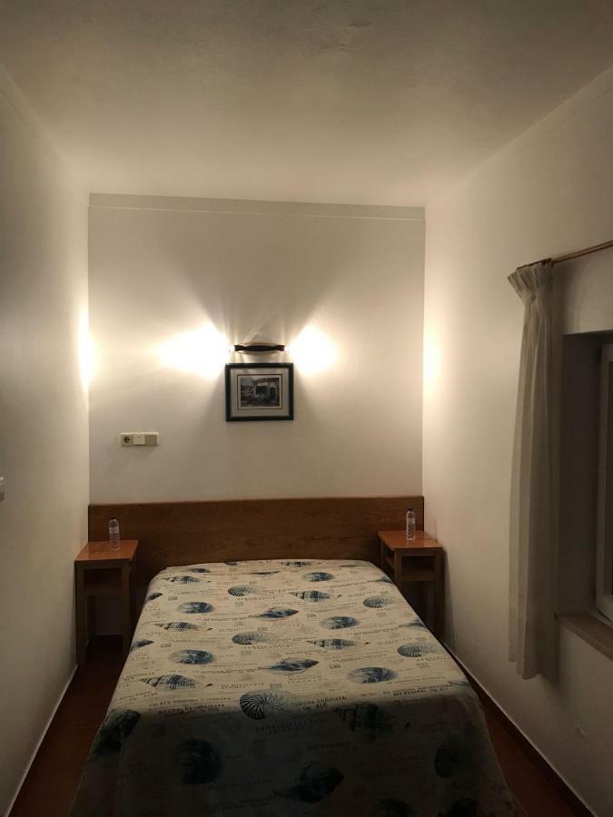 Quarto Duplo com Casa de Banho Privativa