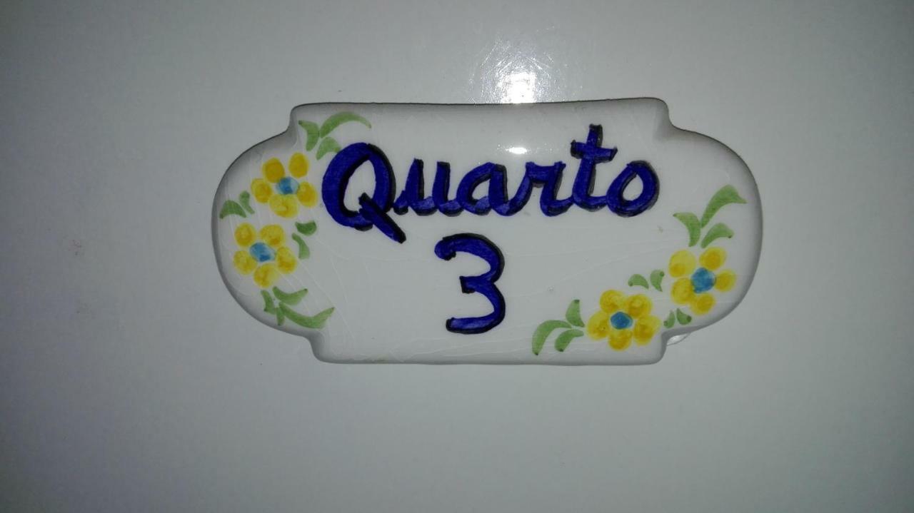 Quarto Triplo Básico