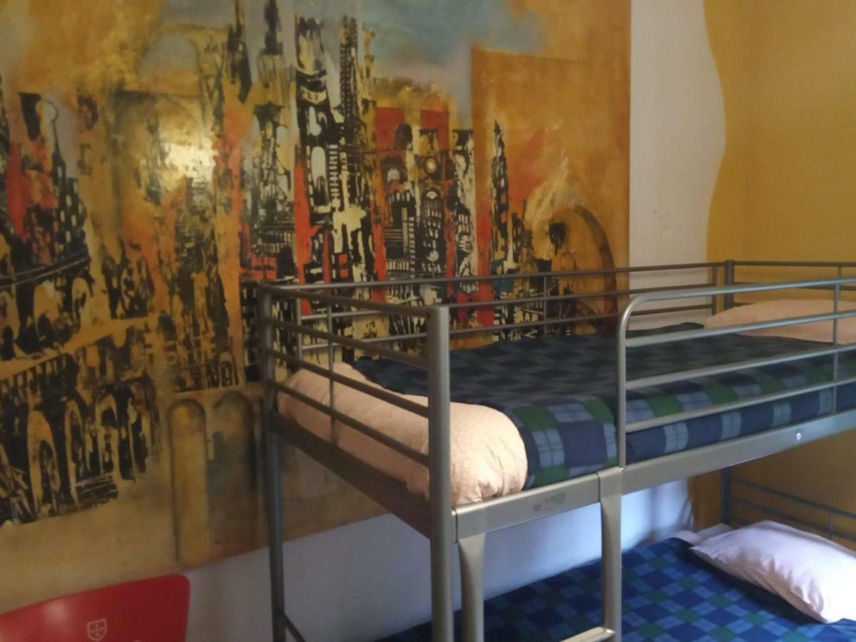 Posto Letto in Dormitorio per 4 Persone