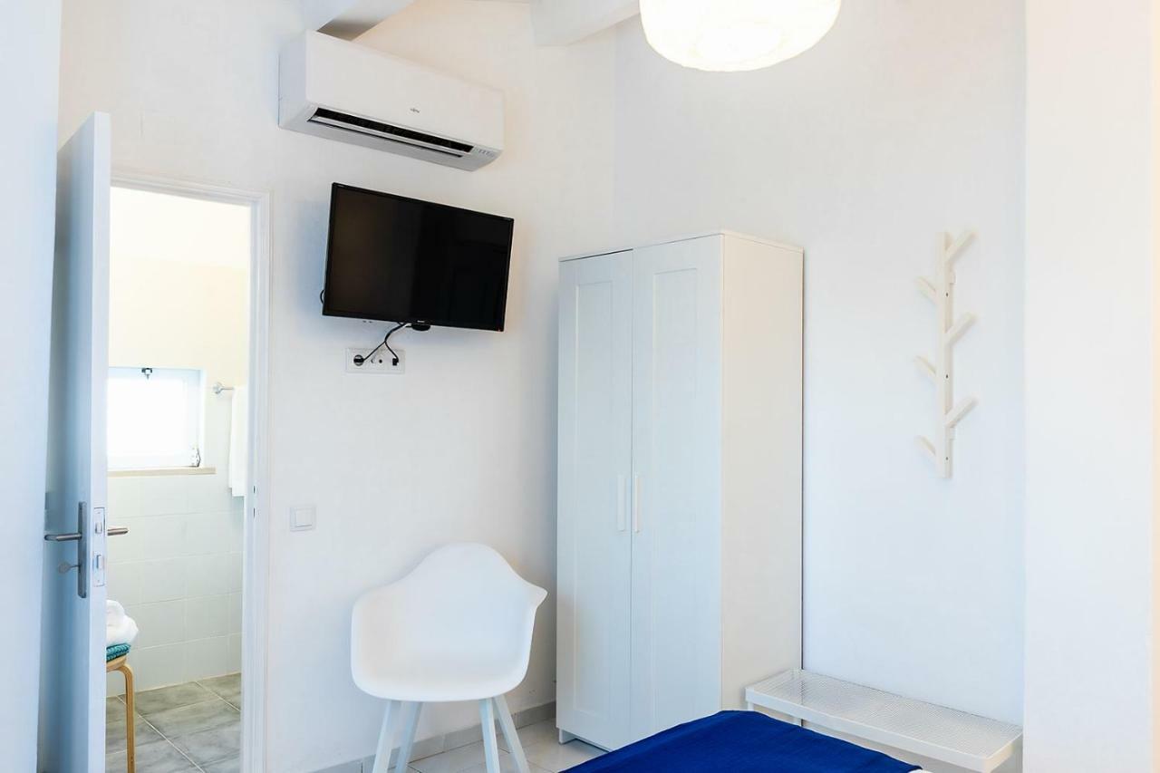 Double Room with Private Bathroom,908944483:JPEG