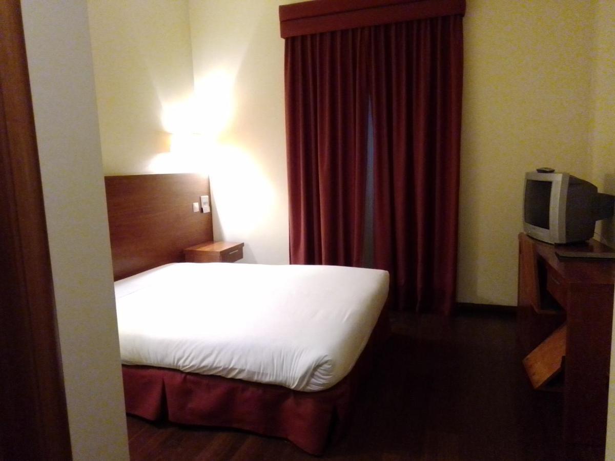 Double Room,925682878:JPEG