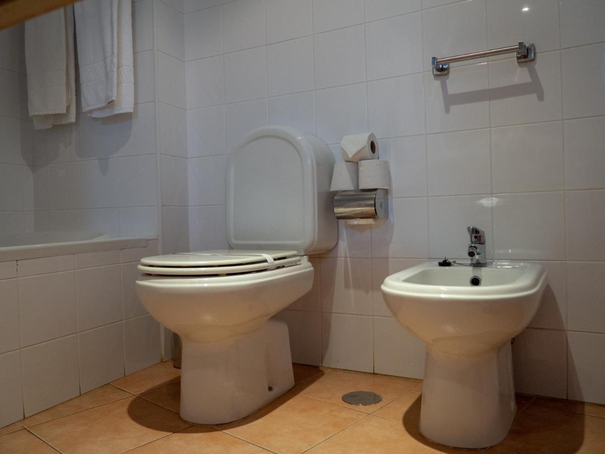 Superior Zweibettzimmer mit Balkon und Poolblick