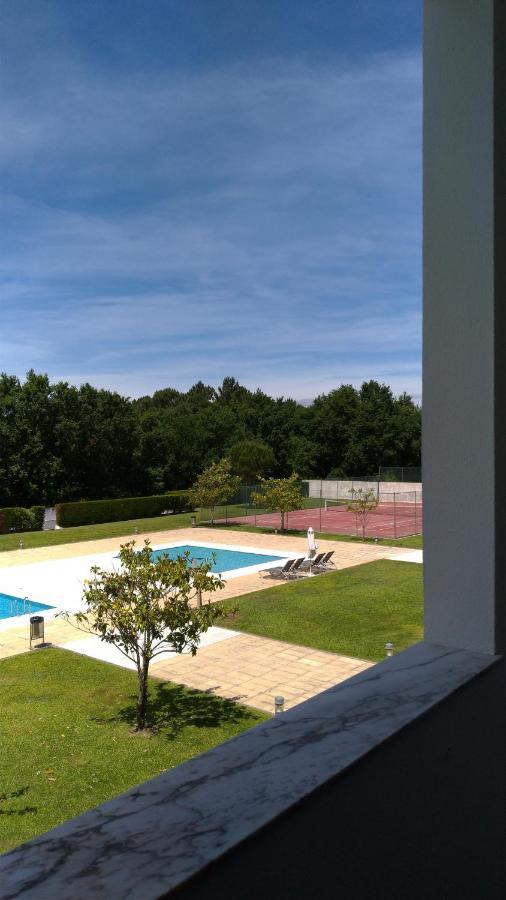 Quarto Twin com Vista Piscina