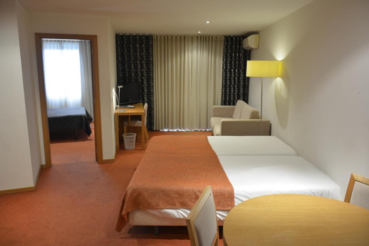 Apartamento Familiar (2 Adultos + 2 Crianças)