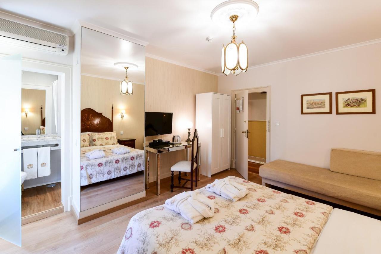 Standard Double or Twin Room,999192267:JPEG