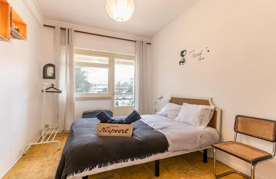 Wine Inn Carcavelos Guesthouse-1