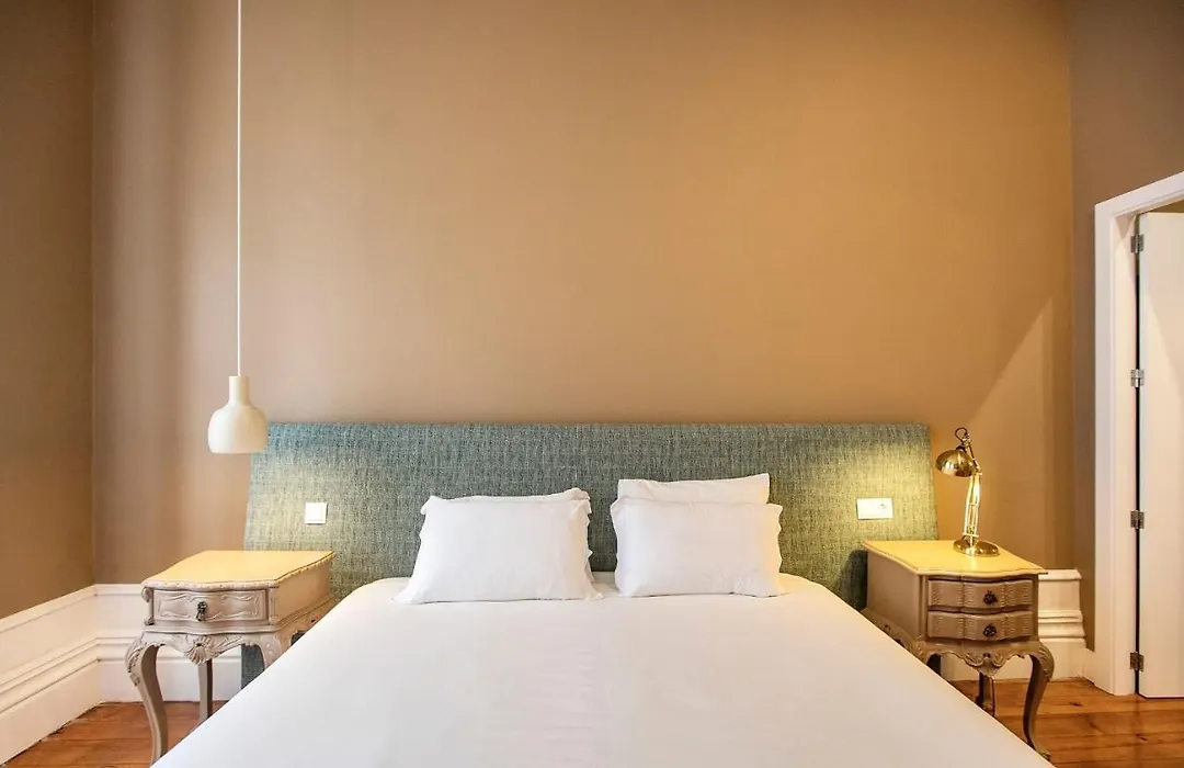 Guesthouse Bonjardim-1