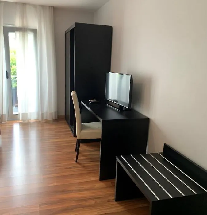 Fatima Rooms-1