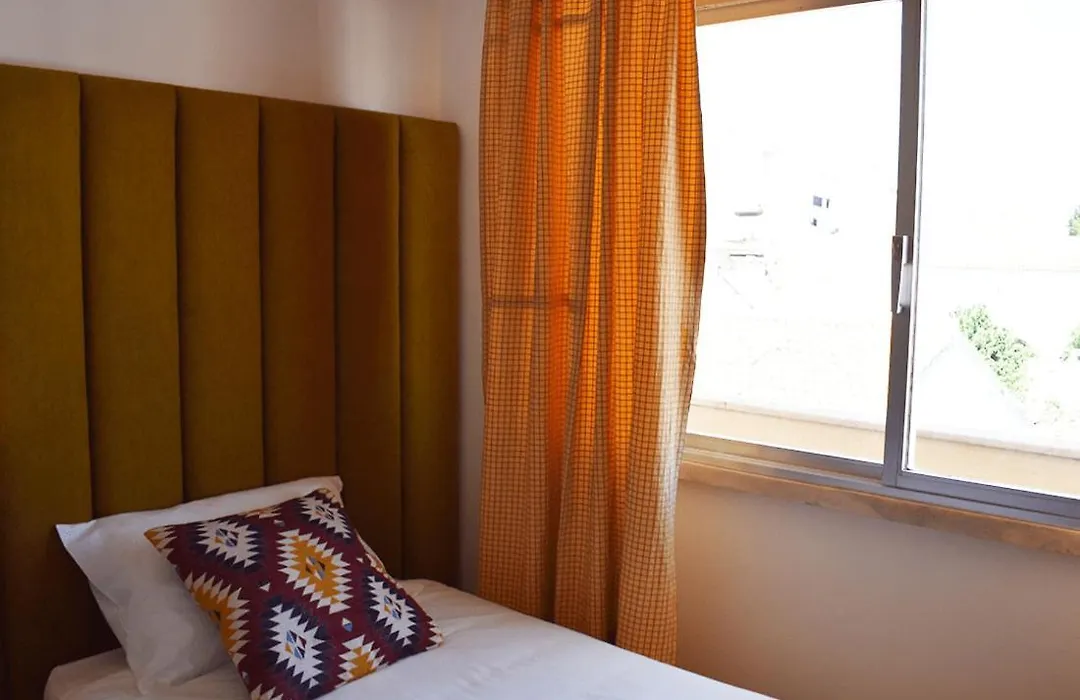 Batalhoz House II-1