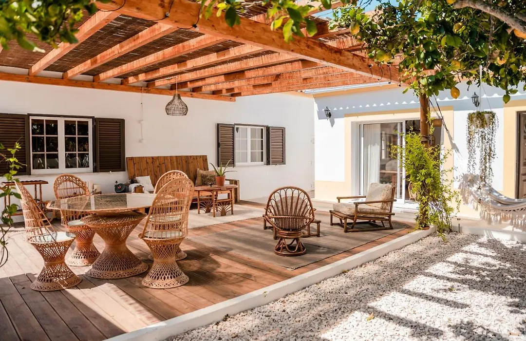 Lemontree Eco Surfhouse-1