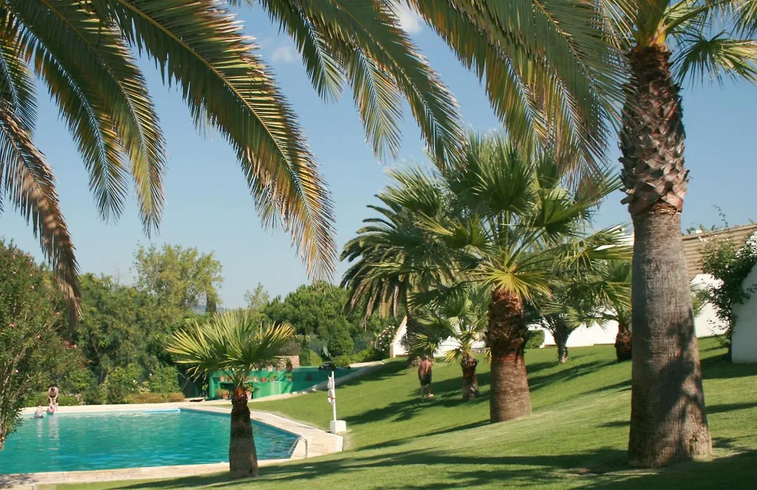 Capitalmoura Mouragolf Village-1