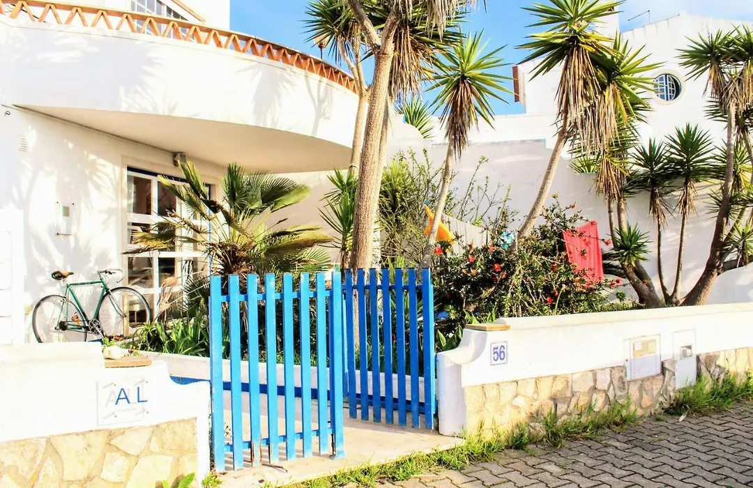 Ericeira Soulsurfers Guesthouse-1