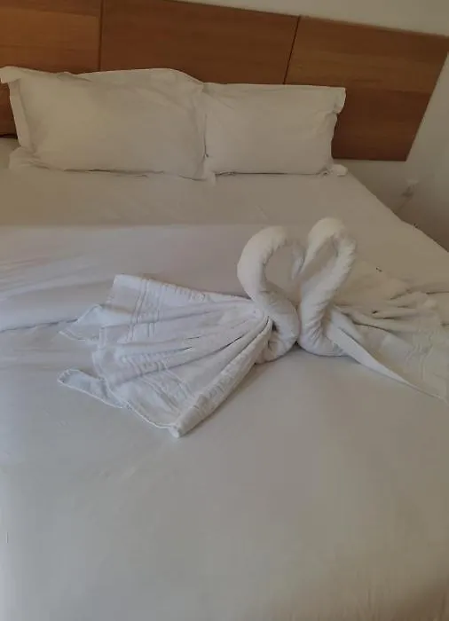 Atlantic Avenues Guest House-1