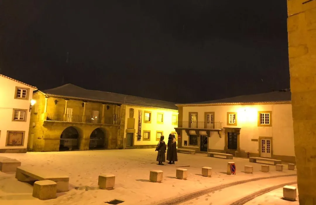 Casa Da Praca-1