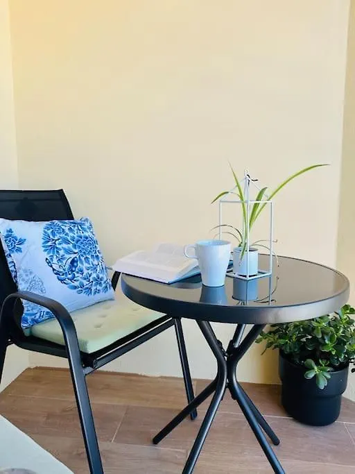Studio With Sea View In Cascais-1