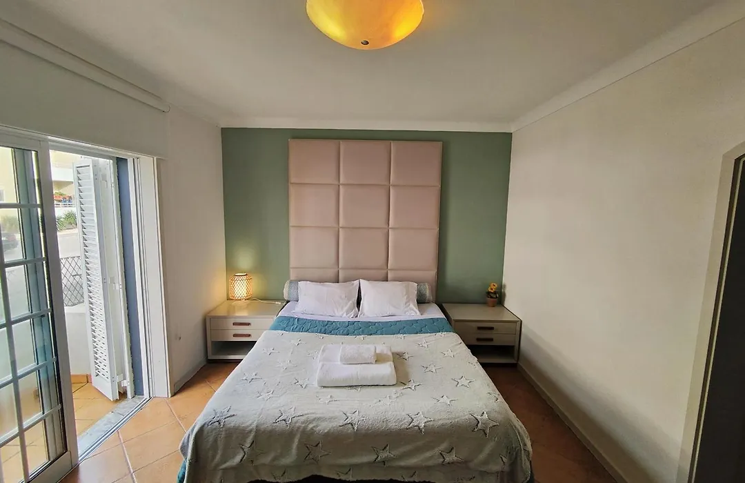 Vagueira Guest House-1