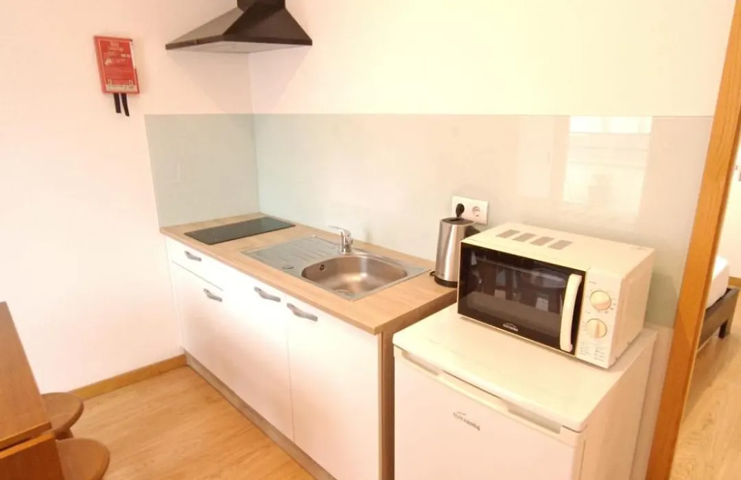 Invicta Porto Guest House-1