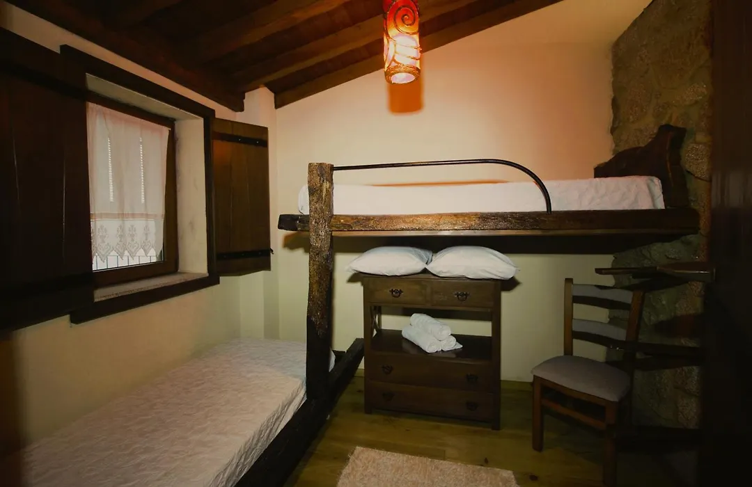 Casa Favo De Mel - Jacuzzi & Piscina - Refugio Na Montanha-1