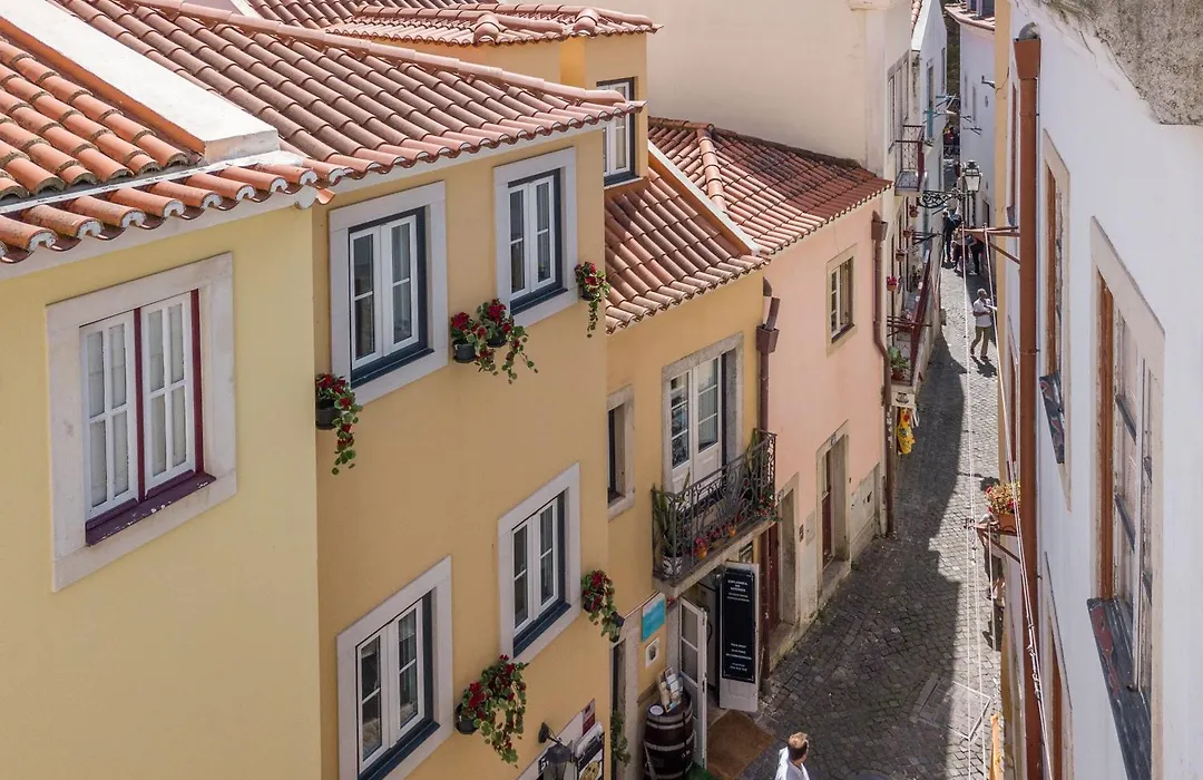 Castle Inn Lisbon Apartments-1
