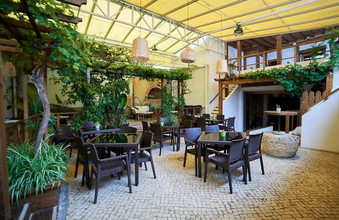 Alvorkitecenter Guesthouse-1
