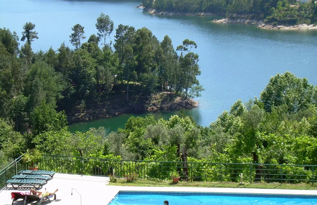 Hotel Lagoa Azul do Geres-1