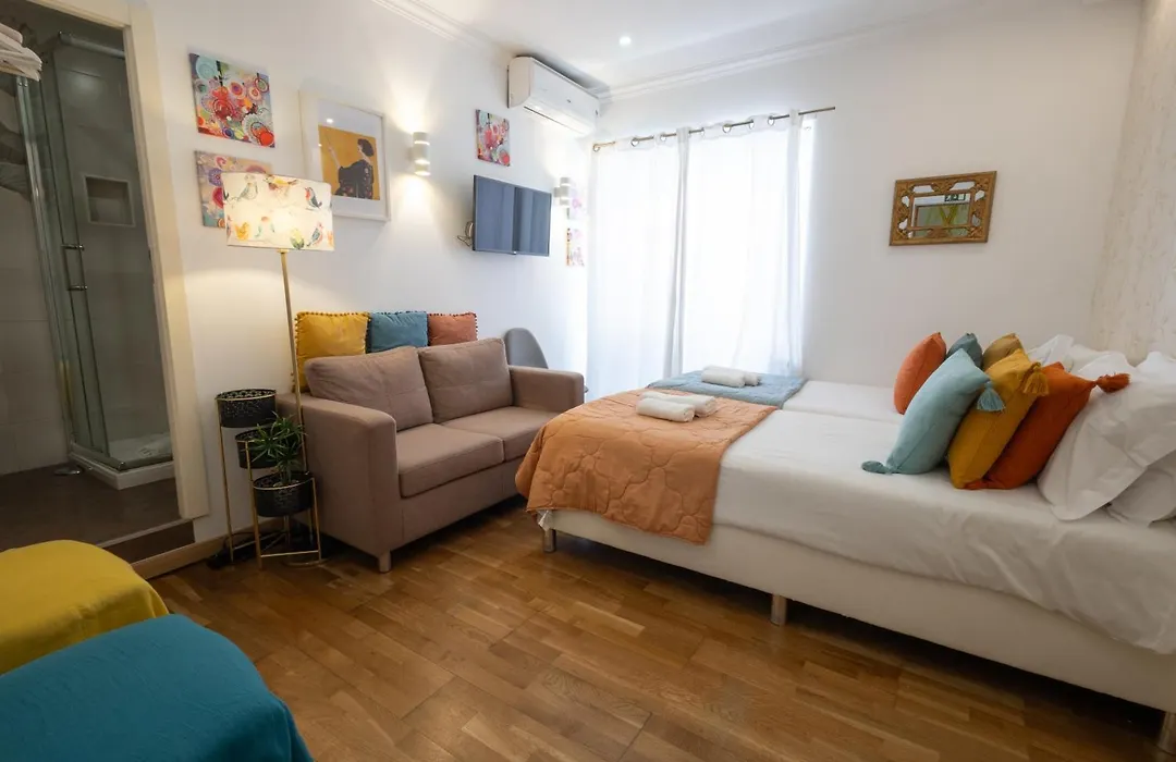 Sweet Suites Guesthouse Close To Famous Avenue Liberty-1