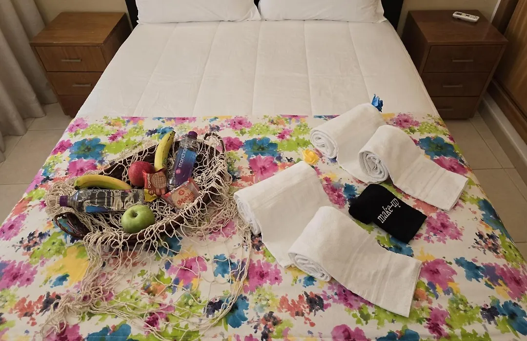 Lc'S Guesthouse-1