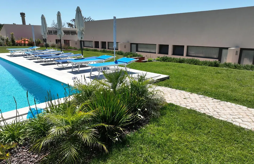 Suites Sunny Hill-1