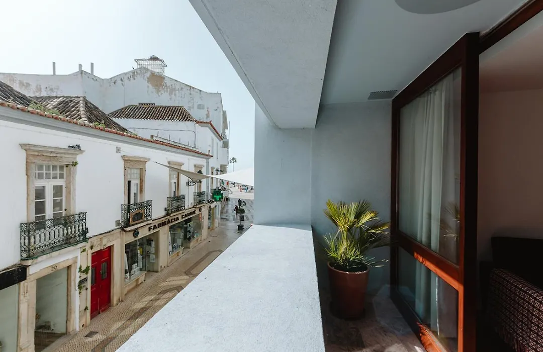 THE MODERNIST, Architecture experience-1