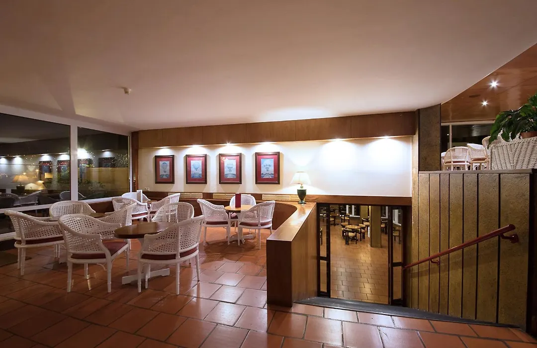 Baia Madeira Hotel-1