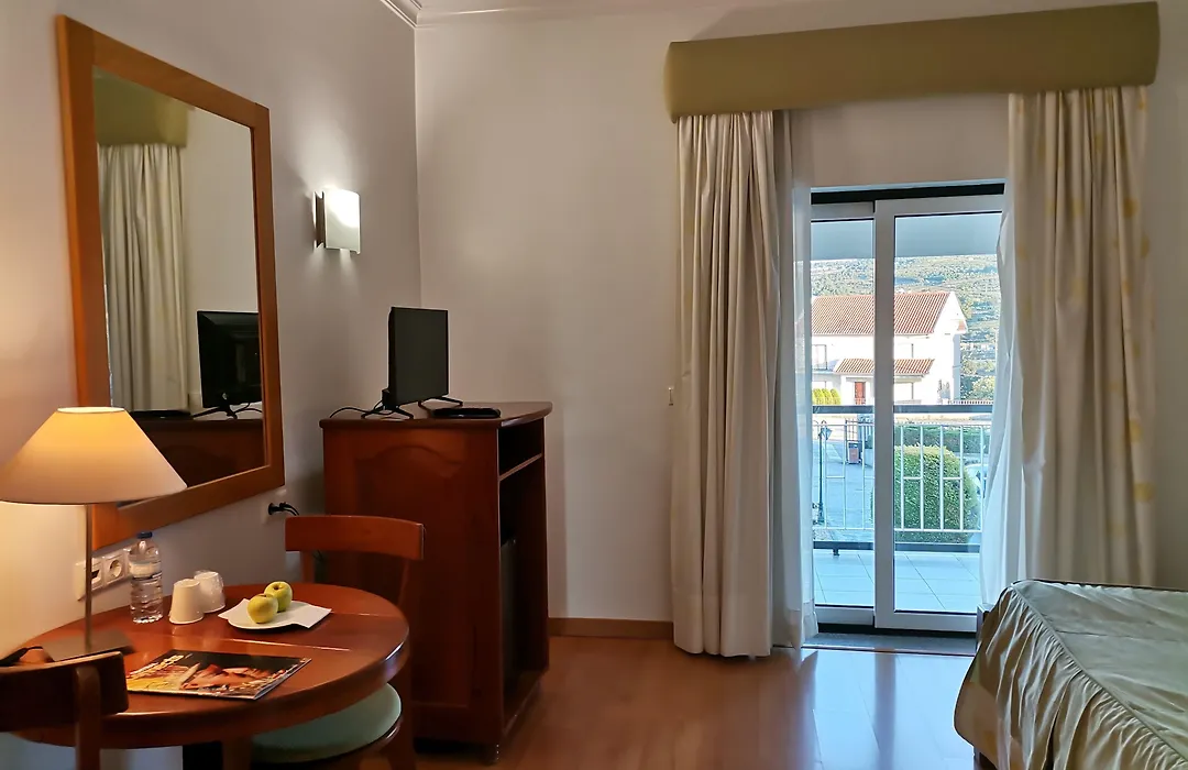 Hotel Quinta Dos Cedros-1
