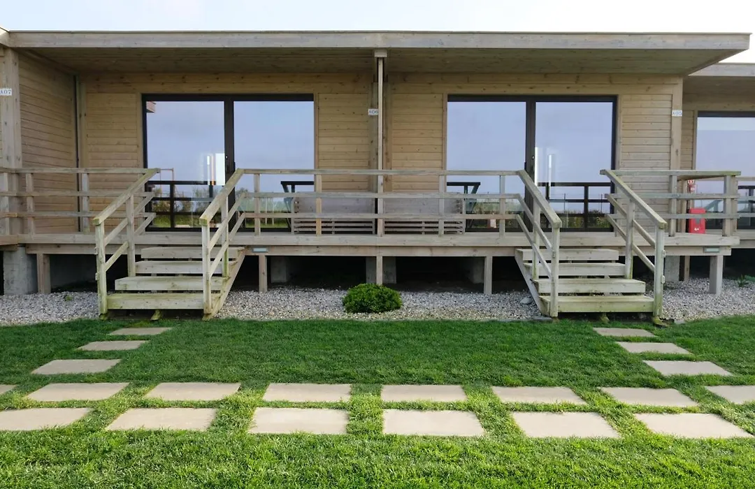 Penichepraia - Bungalows, Campers & Spa-1