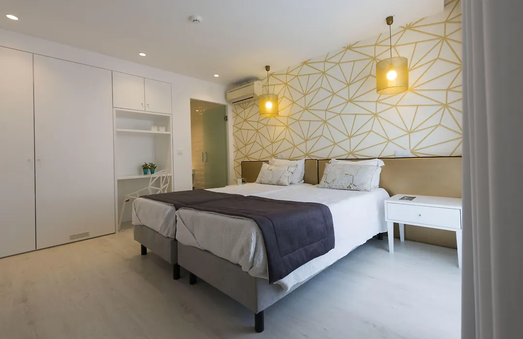 Hotel Magic-1