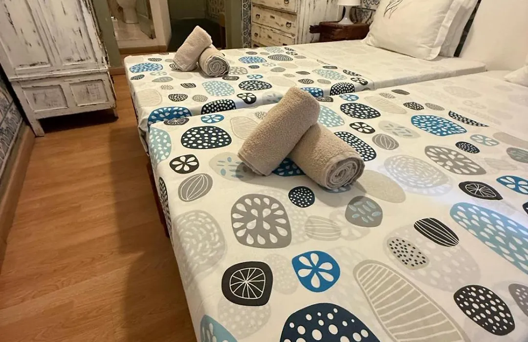 New Aljubarrota Guest House-1