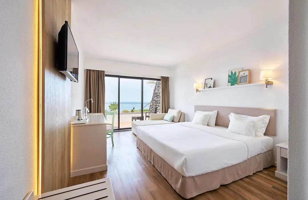 Caloura Hotel Resort-1