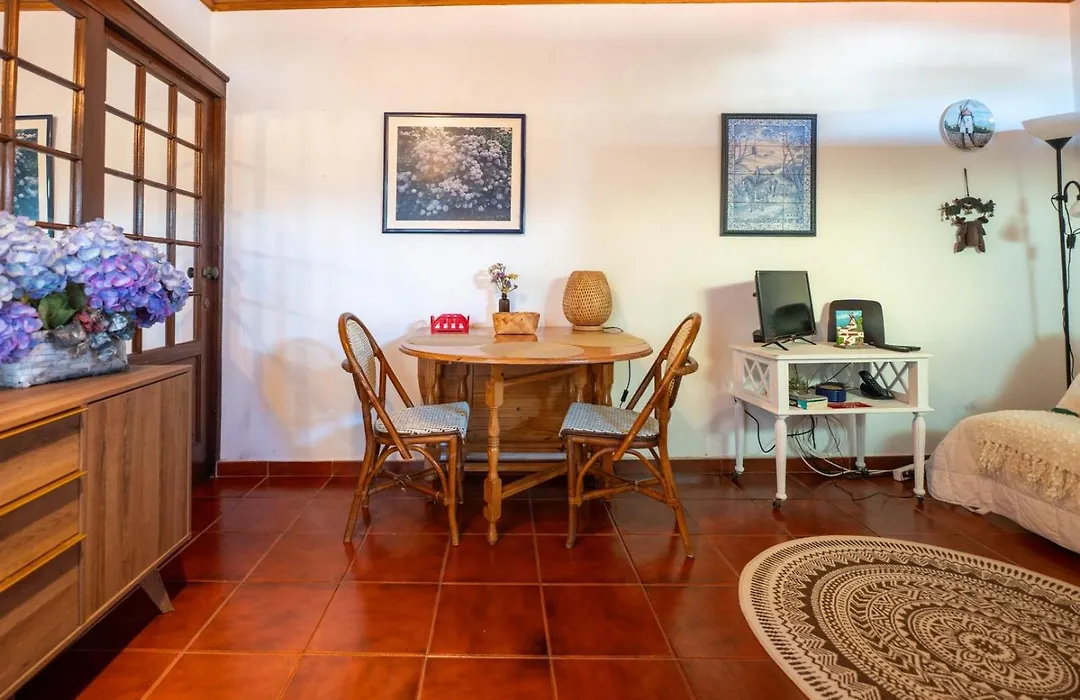 Casa Do Moinho - Garden & Sea View Retreat-1