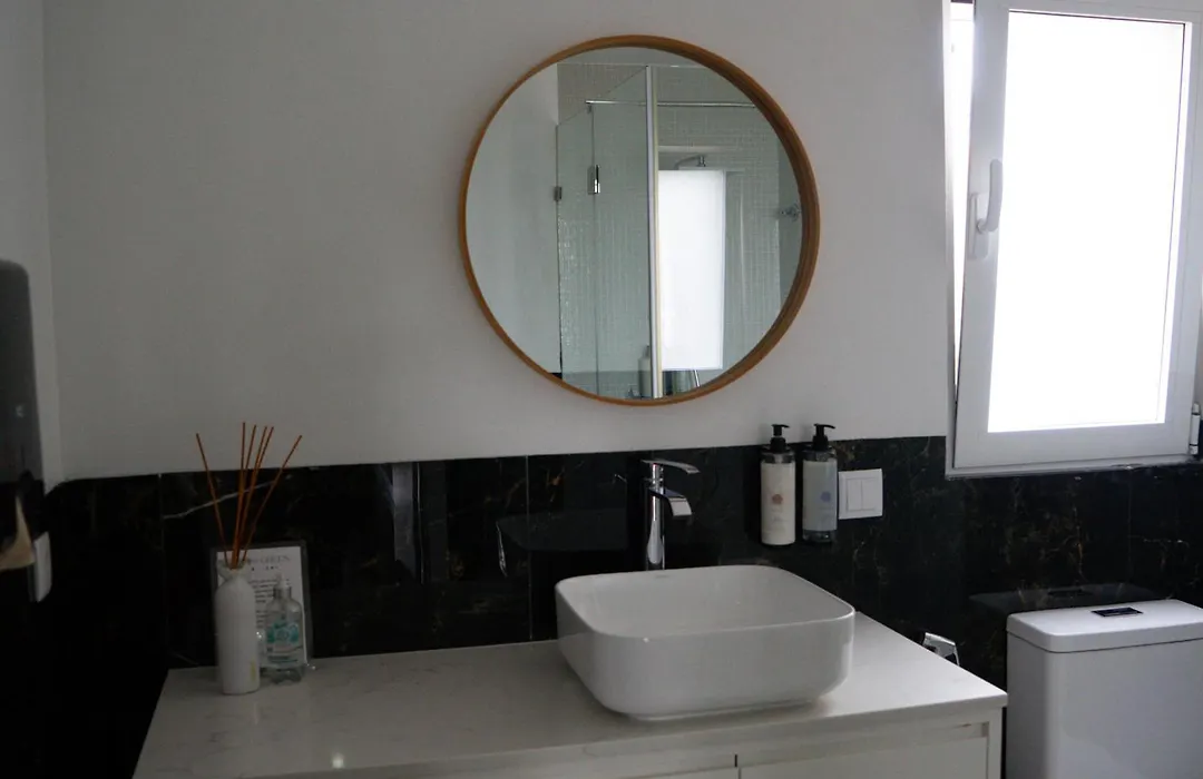 Luna House & Cowork-1