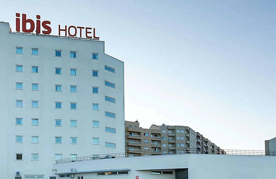 Hotel Ibis Braganca-1
