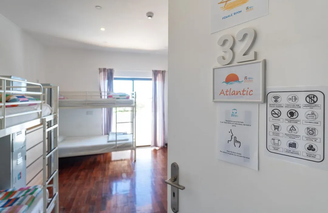 Blife Faro Airport Hostel&Rooms-1