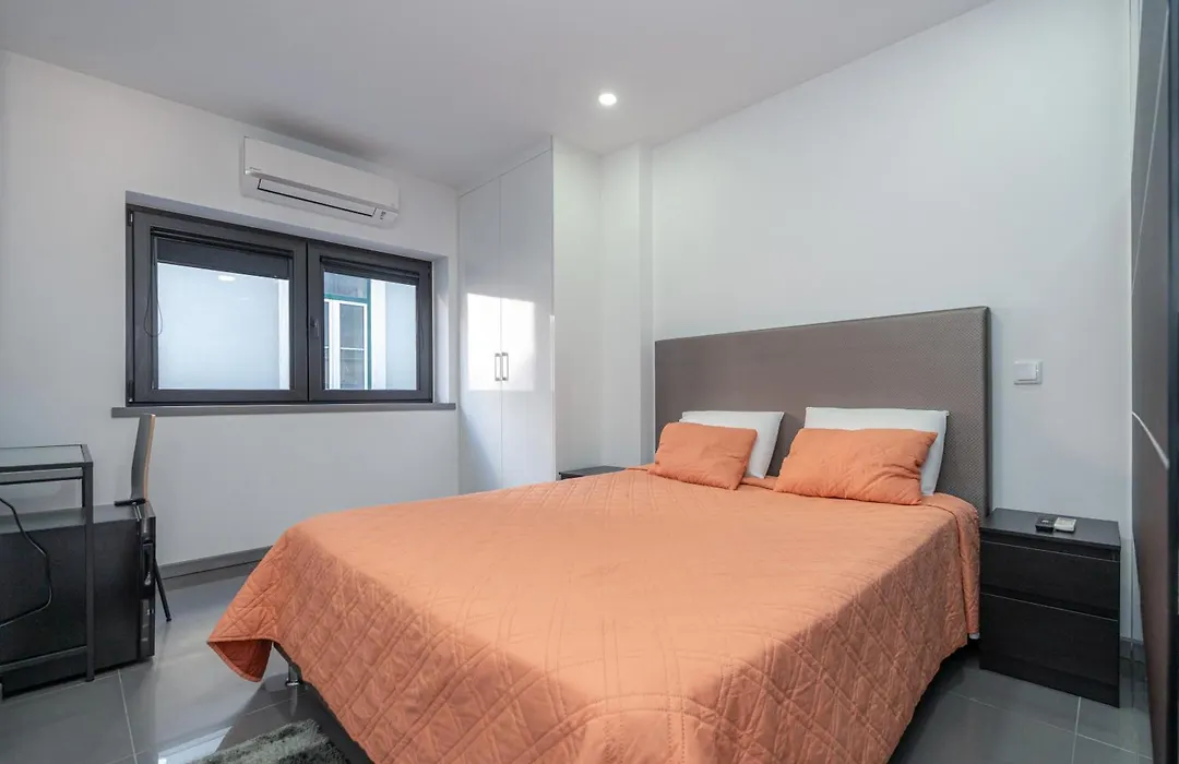 Ergosuites-1