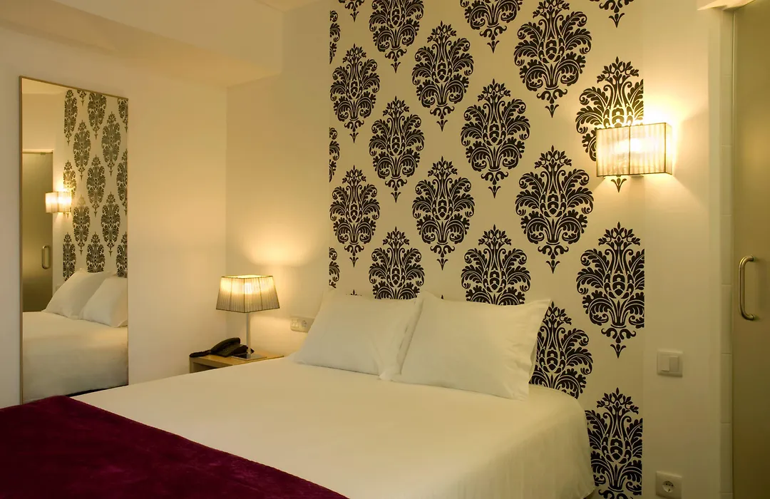 Hotel Genesis-1
