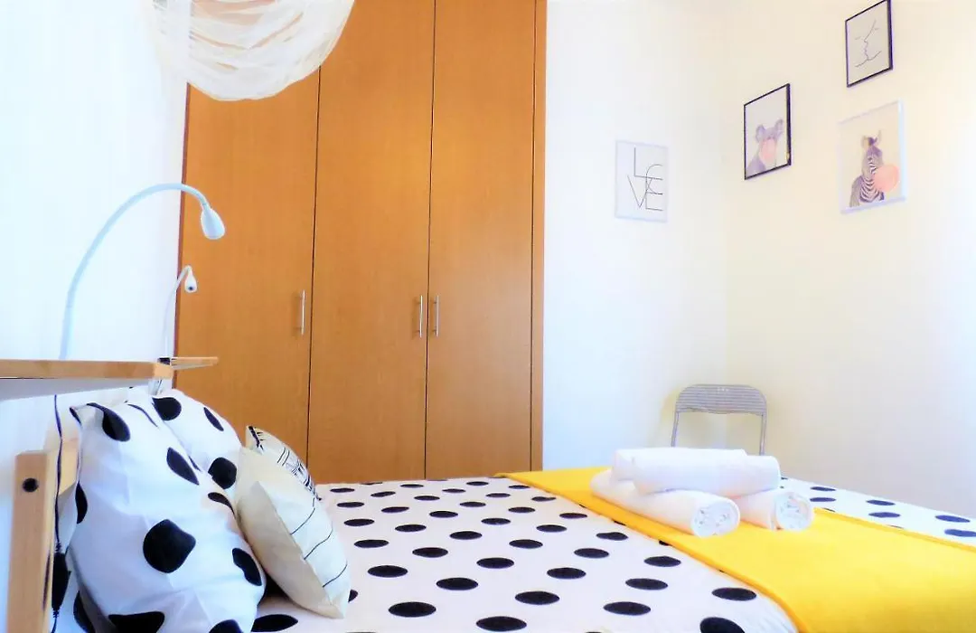 D Wan Guest House-1