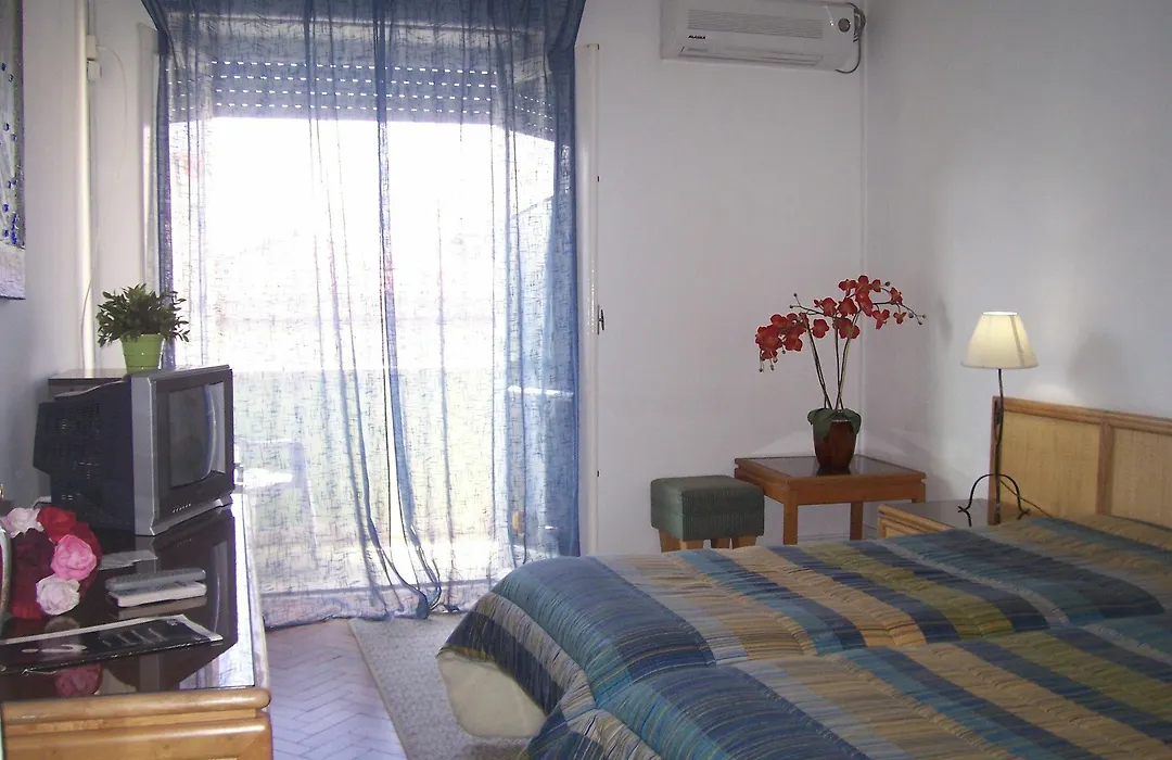 Hotel Residencial Caravela-1