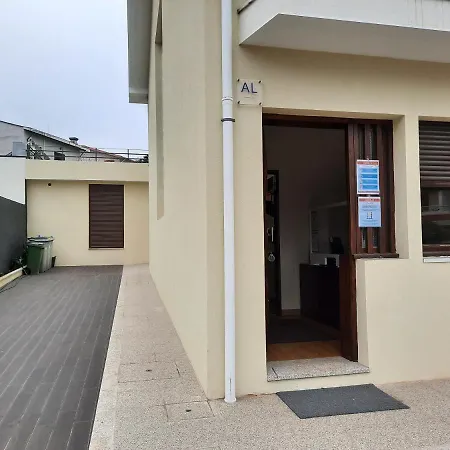 Maia Oporto Suites-3