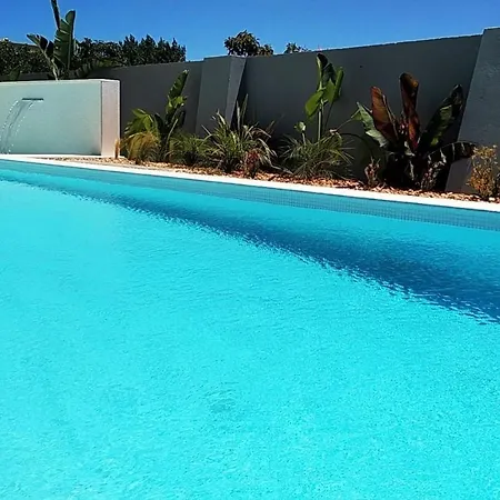 Vila Milreu Guest House-3