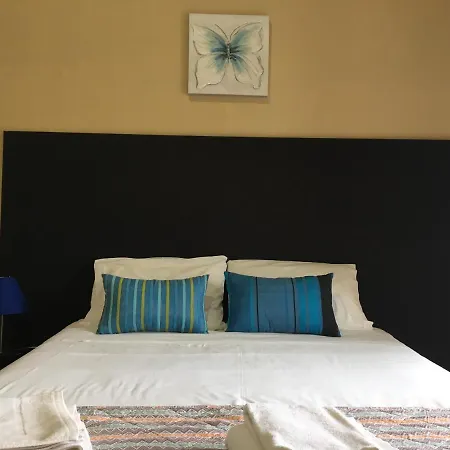 Aveiro Train Guesthouse-2