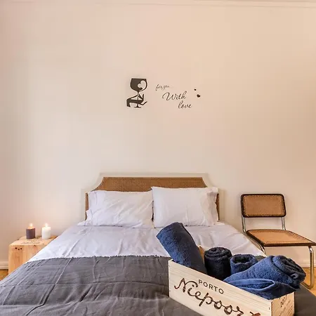 Wine Inn Carcavelos Guesthouse-2
