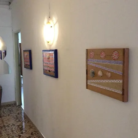 Iguana Guesthouse-2