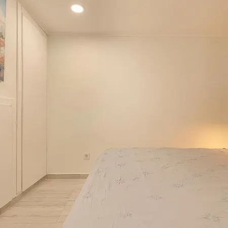 Cosy Duplex House In Downtown Lisboa-3