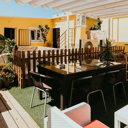 Happy House-3